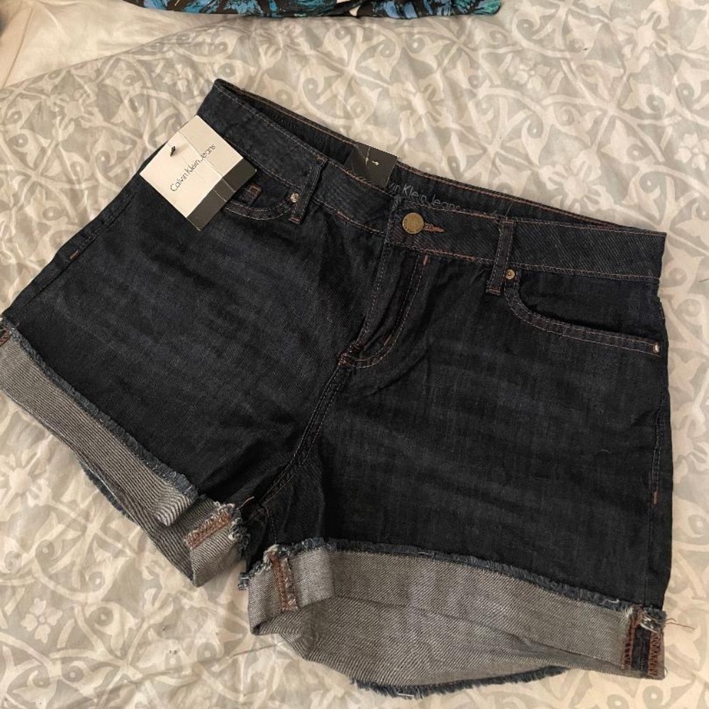 CALVIN KLEIN JEANS Women's Cuffed Lightweight Denim Shorts